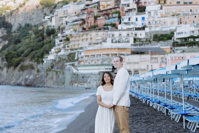 1 Hour Private Photoshoot in Positano - From church steps to sea views