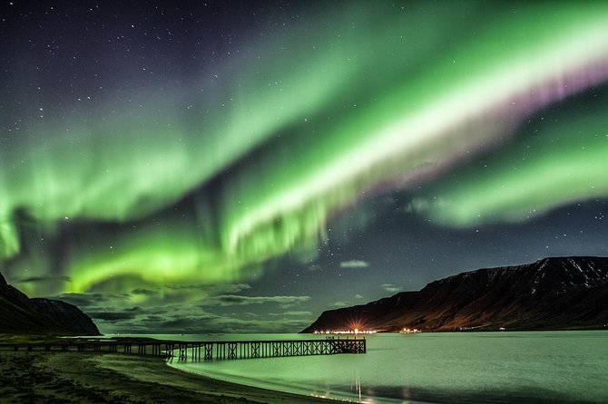 #1 Northern Lights Tour In Iceland from Reykjavik with PRO photos - Guides can make or break the evening