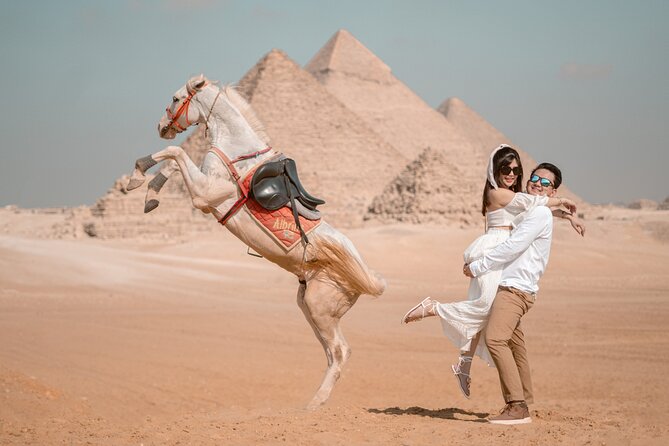 2 hrs Unique Photo session (PhotoShoot) at the Pyramids of Giza - Meeting at the Great Pyramid