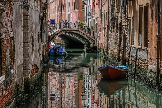3 Hours Private Original Venice Photo Walk - What the three-hour route can include