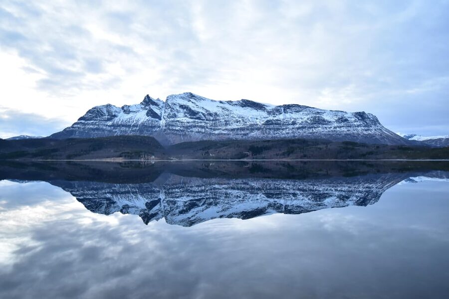 Abisko: Fjord Sightseeing and Photography Tour - Key points at a glance