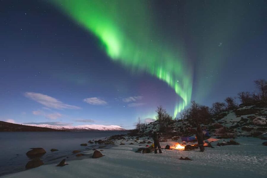 Abisko: Northern Lights Photography Tour with Dinner - Dinner in Abisko sets the tone