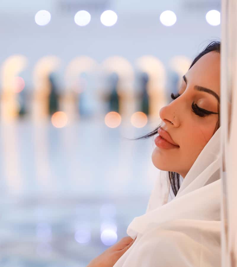 Abu Dhabi: Professional Photoshoot at Sheikh Zayed Mosque - The first photographs: marble, domes, and symmetry