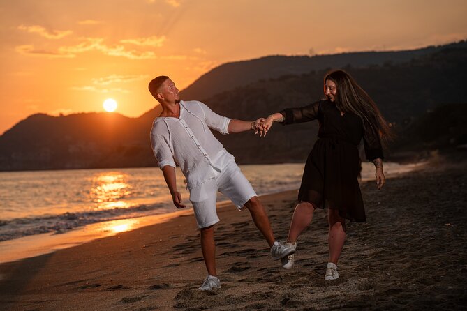 Alanya: Holiday Photo Shoot Families Couples Solo Travelers - Languages, access, and booking flexibility