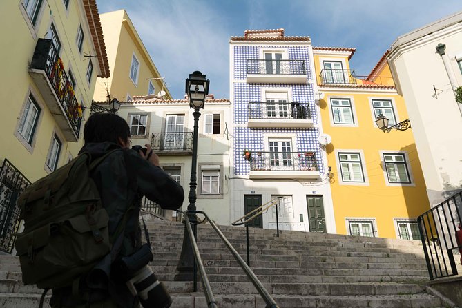 Alfama Photo Walk – Lisbon Photography Experience Led by a Local - Miradouro de Santo Estevão and the Rooftop View