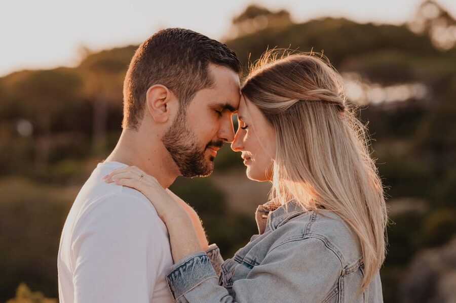 Algarve: 1 hour Couple & Family Photoshoot - Is $259 Good Value for a Group of Five?