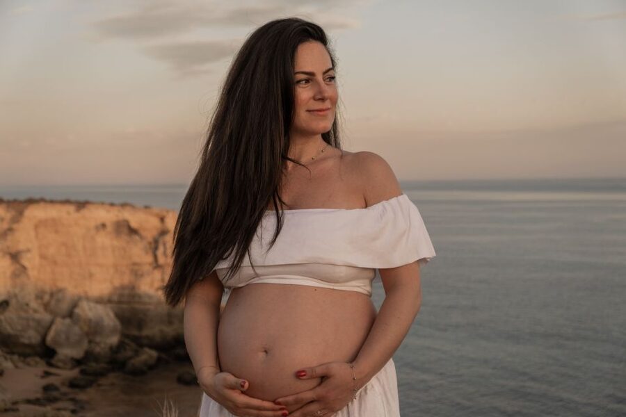 Algarve: Photoshoot for couple, family, portrait - Is $412 good value for your group?