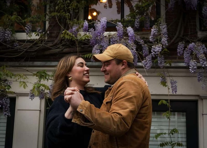 Amsterdam Canals Photoshoot: Private Solo, Family or Couples - Choosing an extra location near the IJ