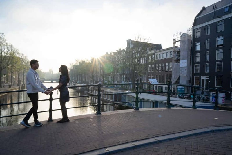 Amsterdam: Customizable Photography Tour with 9-10 Photos - Meeting Fadi near Waterlooplein