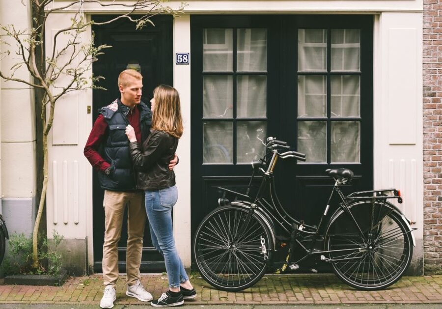 Amsterdam: Personal Travel & Vacation Photographer - Meeting the photographer and setting the tone