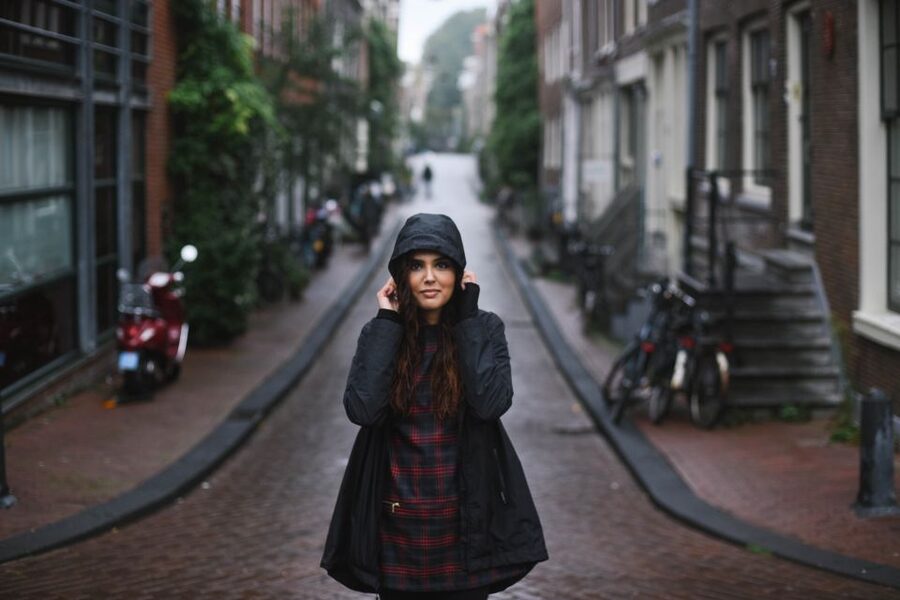 Amsterdam: Personal Travel & Vacation Photographer - Who should book this private photo session?