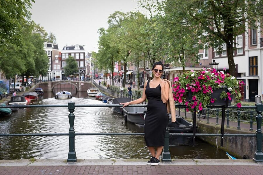Amsterdam: Private Photoshoot in iconic locations - Should you book it?