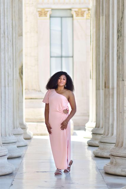 Ancient Greece Photoshoot - Light, Poses, and the Photographer’s Role