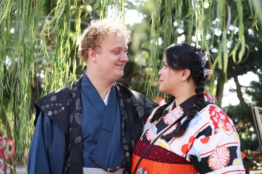 ASAKUSA: Kimono Portrait tour by pro photographer - Sensoji and Asakusa Shrine