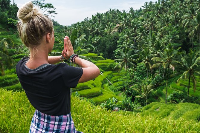 Bali Instagram: Gate of Heaven Temple Tour - Tukad Cepung Waterfall under the cave