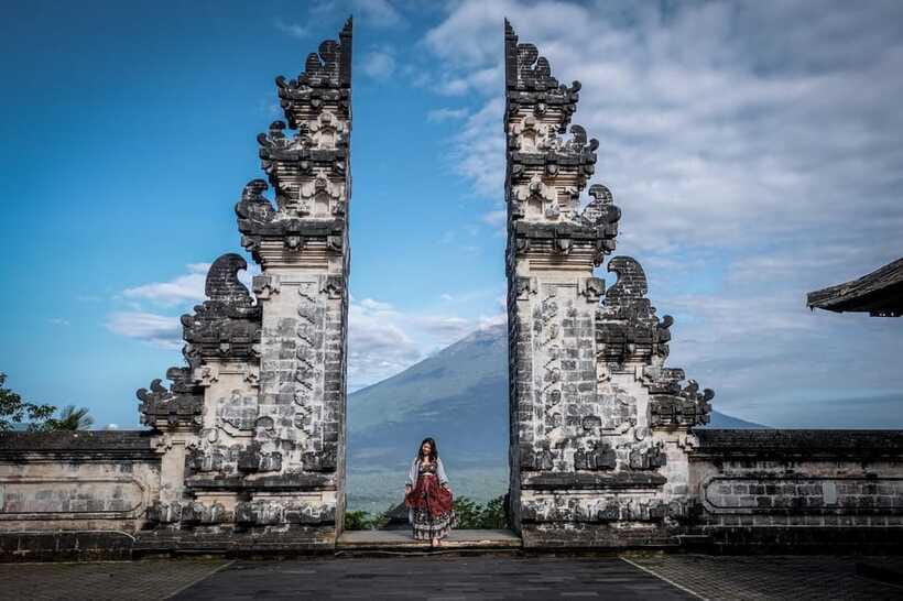 Bali: Lempuyang Temple Tour With Photographer Bali - The Bali Swing and Mount Agung View