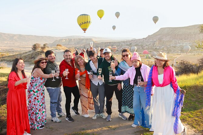 Balloons watching Tour w/ PickUp, Breakfast - Love Valley and the moving balloon view