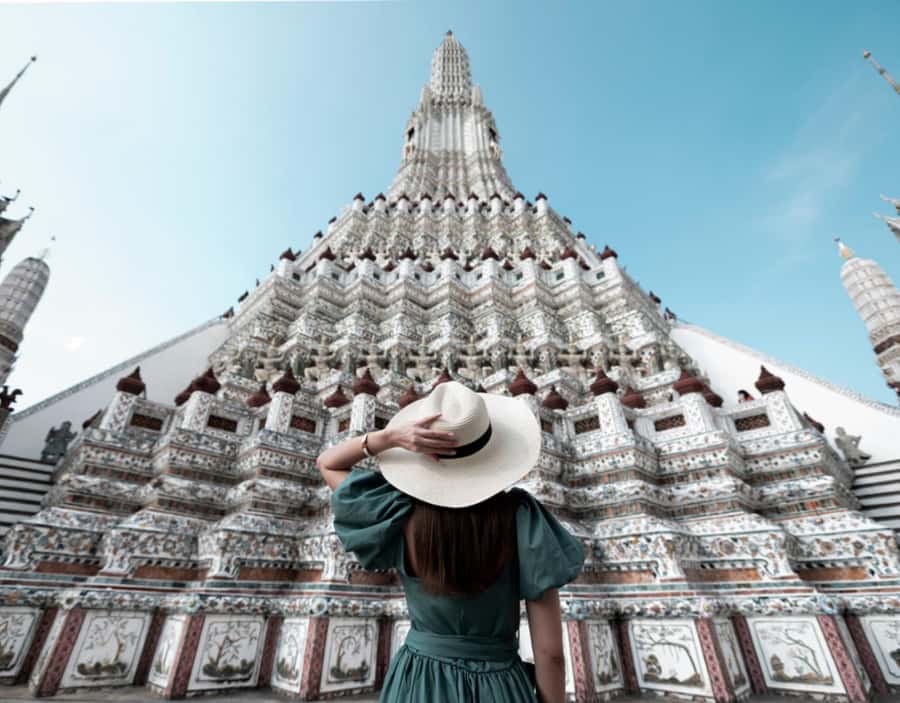 Bangkok: Private and All-Inclusive Instagram Tour - Wat Arun brings the classic Bangkok image