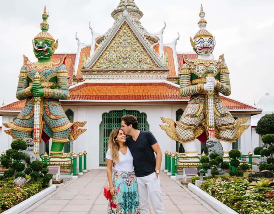 Bangkok: Private and All-Inclusive Instagram Tour - The Flower Market adds color and local character