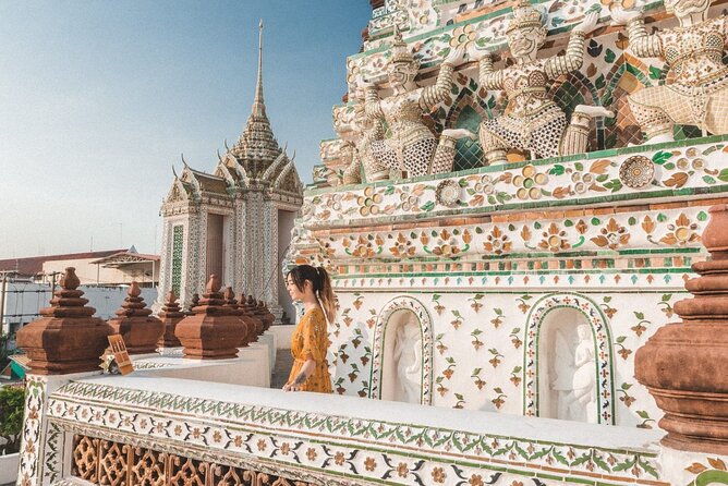 ️ Bangkok Private Instagram Tour: All-Inclusive - Pak Khlong Talat, where flowers supply the color