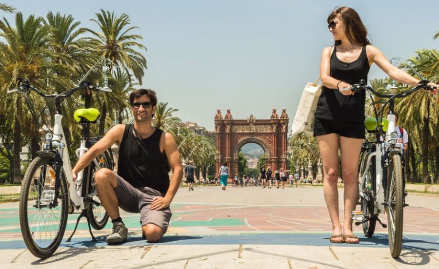 Barcelona: 4-Hour E-Bike Photography Tour - Five things to know before you book