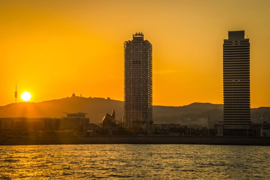 Barcelona: 4-Hour E-Bike Photography Tour - Why an e-bike works so well in Barcelona