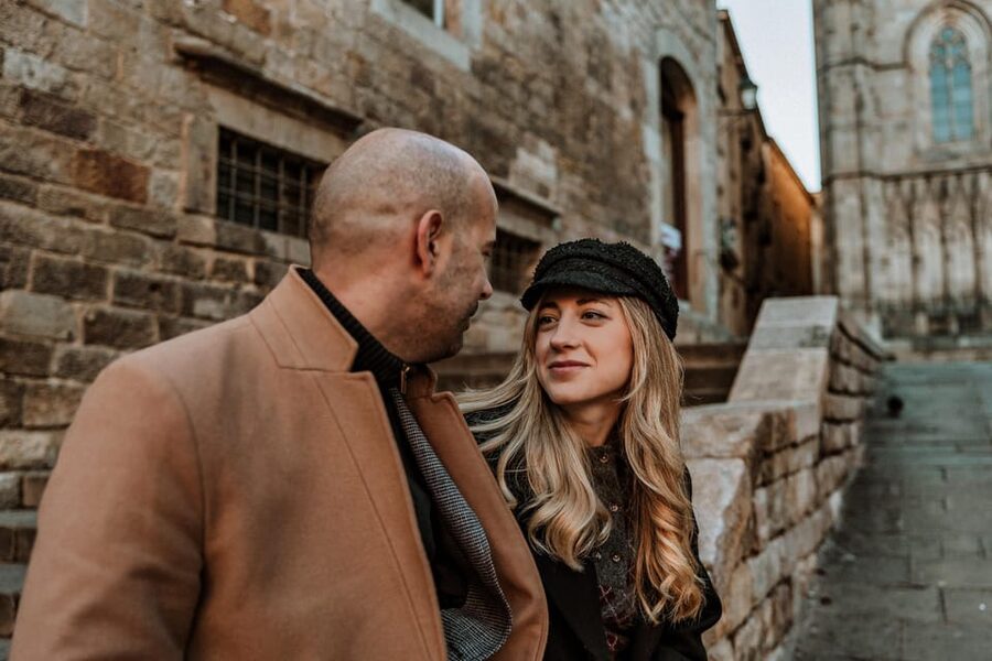 Barcelona: Gothic Quarter Cinematic Photoshoot and Guide - Why this quick Barcelona photoshoot works