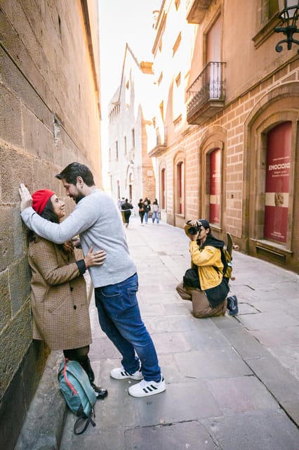 Barcelona: Gothic Quarter Private Photoshoot Experience - Starting at Pla de la Seu
