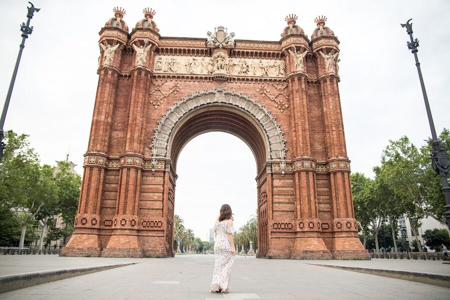 Barcelona: Instagram Tour of the Most Scenic Spots - How the guides shape the experience