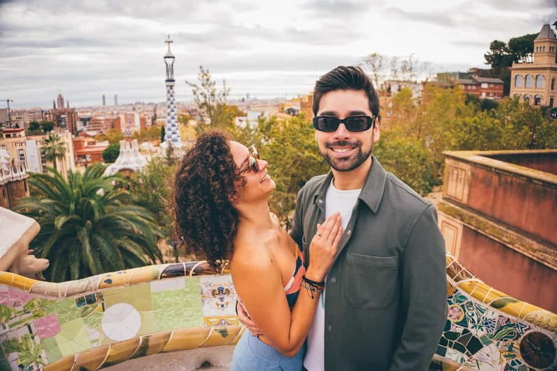 Barcelona: Park Guell Photoshoot - Thirty minutes among Gaudí’s shapes