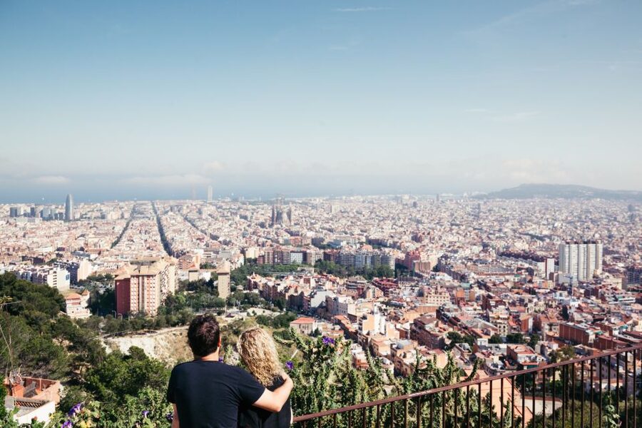 Barcelona: Personal Travel & Vacation Photographer - What this Barcelona photo experience really offers