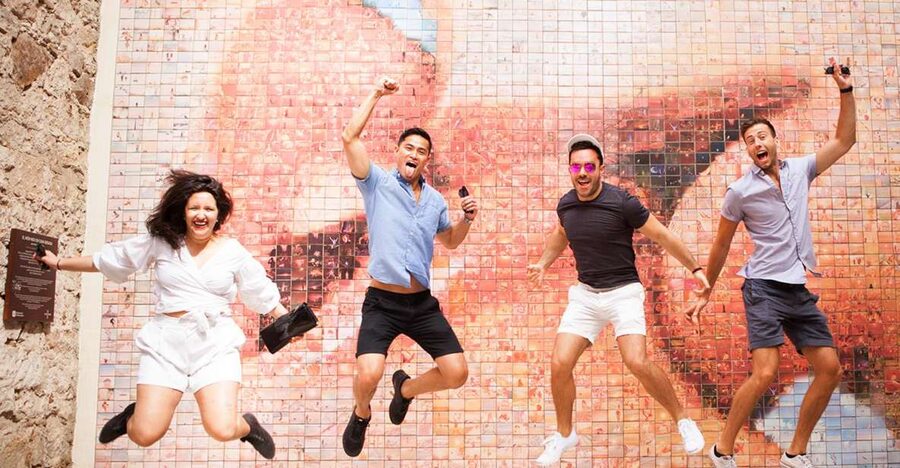 ✅ Barcelona: Photoshoot Tour Old Town - What this Barcelona photoshoot actually feels like