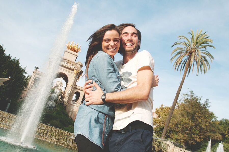 ✅ Barcelona: Photoshoot Tour Old Town - How many photos you receive