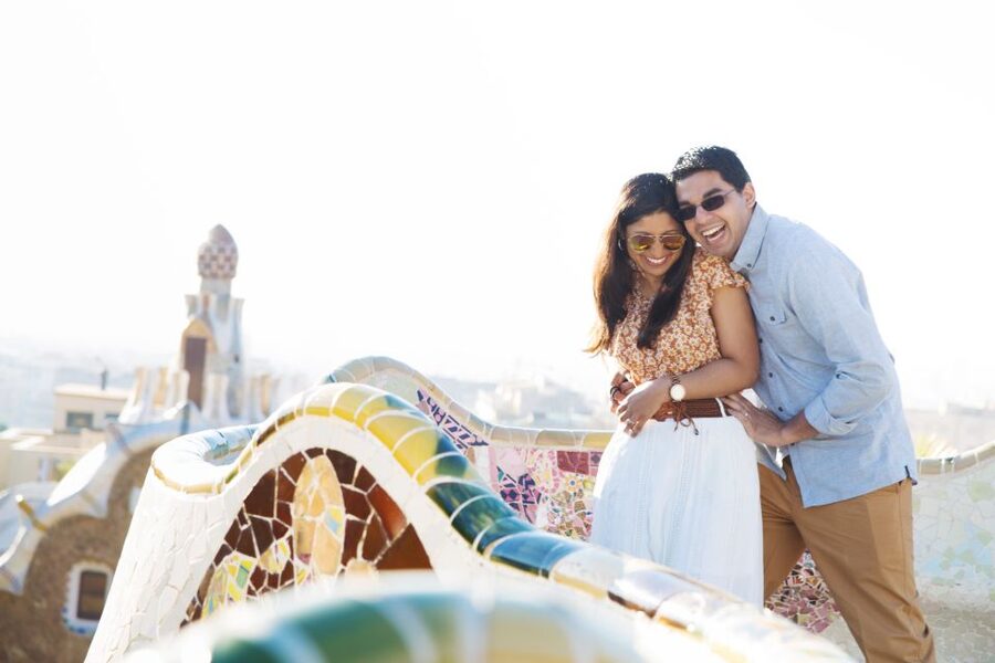 Barcelona: Private Full Park Güell Photoshoot - Meeting the photographer near Carretera del Carmel