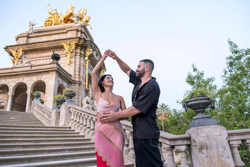 Barcelona: Private Photoshoot in Ciutadella Park with Ami - What you receive after the appointment