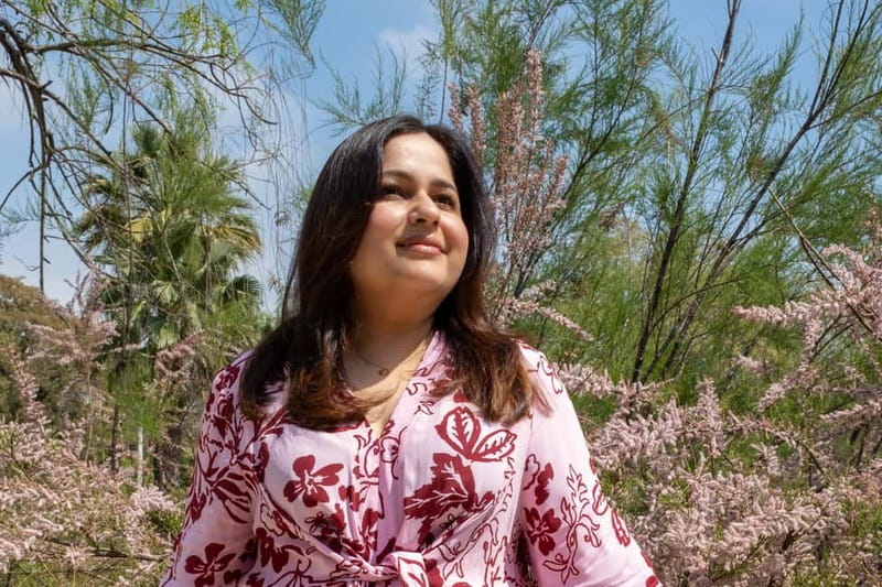 Barcelona: Private Photoshoot in Ciutadella Park with Ami - Who should book this experience?