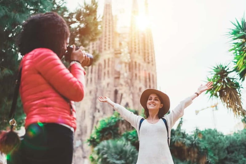Barcelona: Private Sagrada Familia Photoshoot - Is $67 good value for a private photo session?
