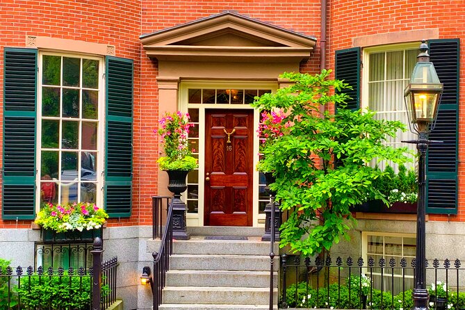 Beacon Hill Boston History + Photo Walking Tour (SMALL Group) - Starting on Beacon Street