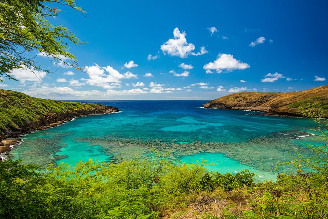 Beautiful Colors of Hawaii Photo Tour - Colorful coastal views at Makapuʻu Point