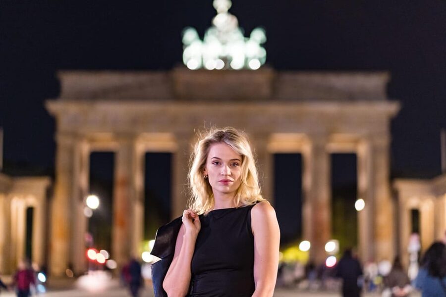 Berlin by Night: Private Photoshoot at Illuminated Cityscape - Museum Island gives you the longest photo stop