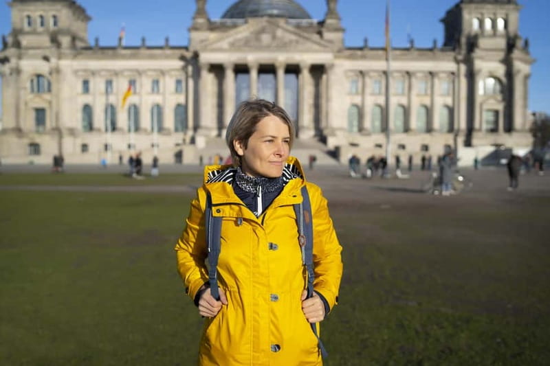 Berlin Essentials: Private Photoshoot at Berlin's top sites - The 48-hour photo delivery