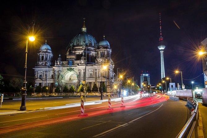 Berlin Photography Masterclass - Private Photography Lesson - Night photography and hands-on camera advice