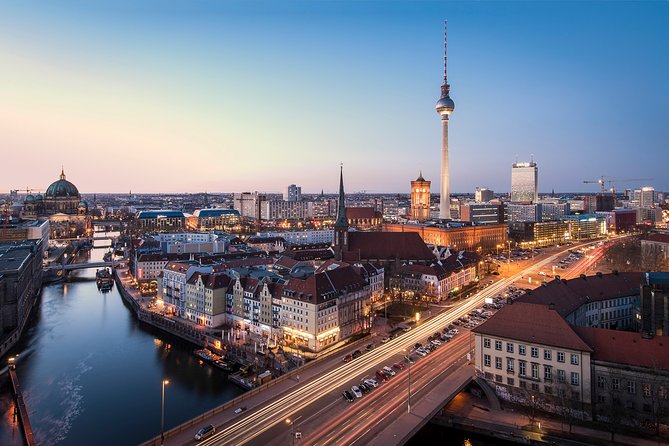 Berlin Photography Masterclass - Private Photography Lesson - Potsdamer Platz and the Berlin Wall