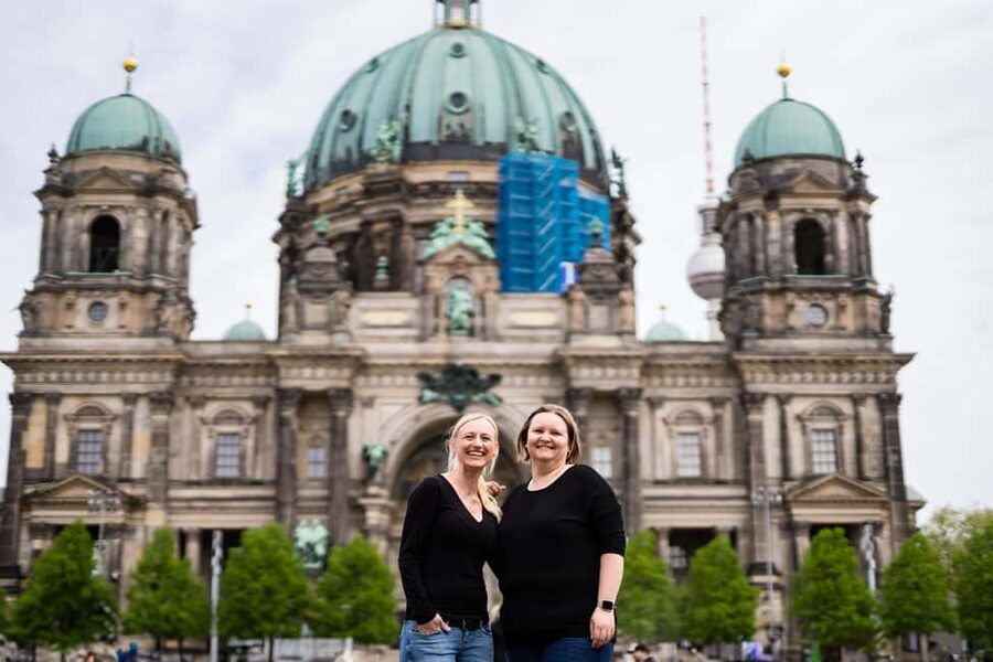 Berlin: Private Photo Session with Professional Photographer - Moving Across Berlin by Public Transport