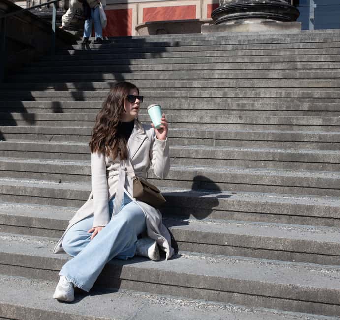Berlin: Private Photo Walk with Professional Photographer - How the professional photography works