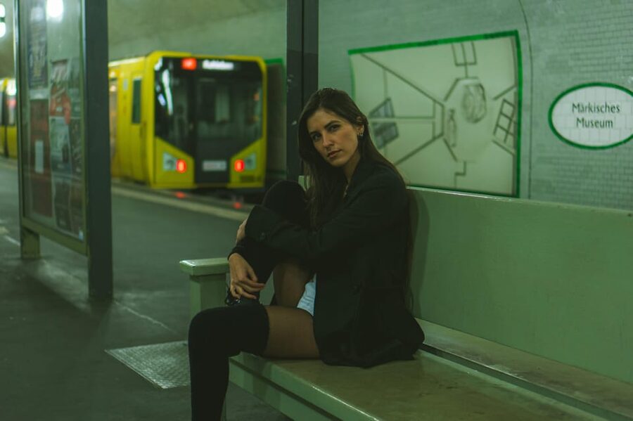 Berlin U Bahn Cinematic Photography Tour - The U-Bahn Style: Natural, Bright, and Cinematic