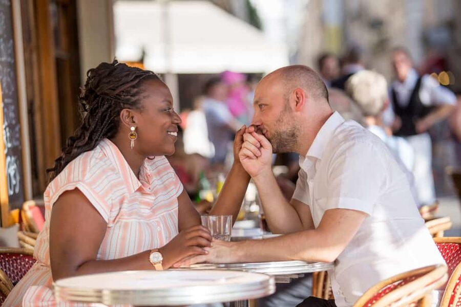 Bordeaux: Photoshoot Experience - Timing, language, and booking flexibility