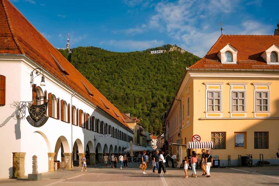 Brasov: Photo Walking Tour with Professional Photos - What you receive after the walk