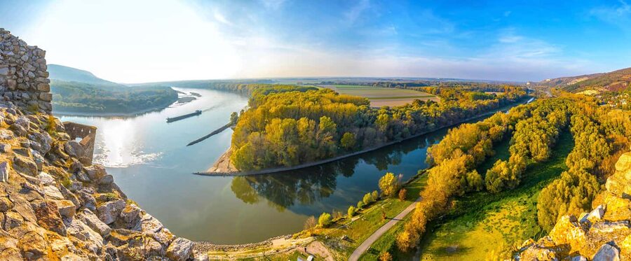 Bratislava: Slovakia Castle Photography Tour & Wine Tasting - Bojnice is the day’s storybook finale
