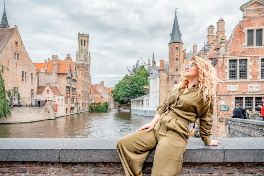 Bruges : Your private 30min. photoshoot in the medieval city - Friendly direction makes the difference